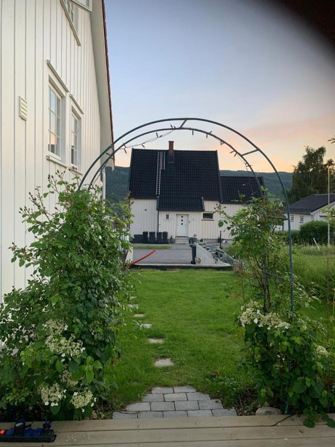 The Gingerbread House Apartment Lillehammer Exterior photo
